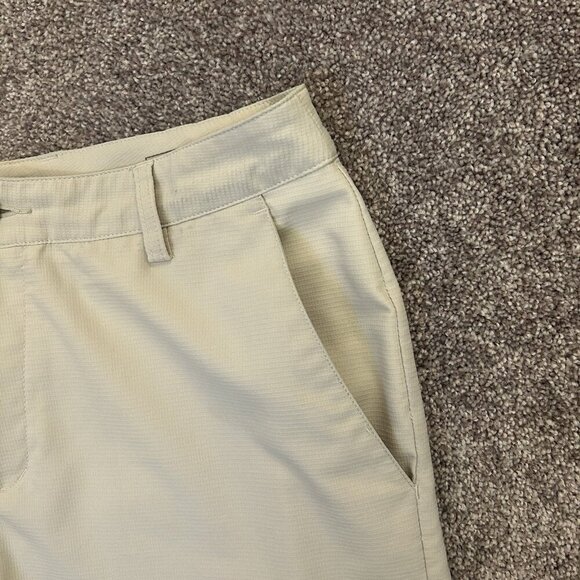 adidas Men's Chino Shorts 11" Inseam Ivory Climacool Pockets Belt Loops Size 32 - Picture 6 of 16
